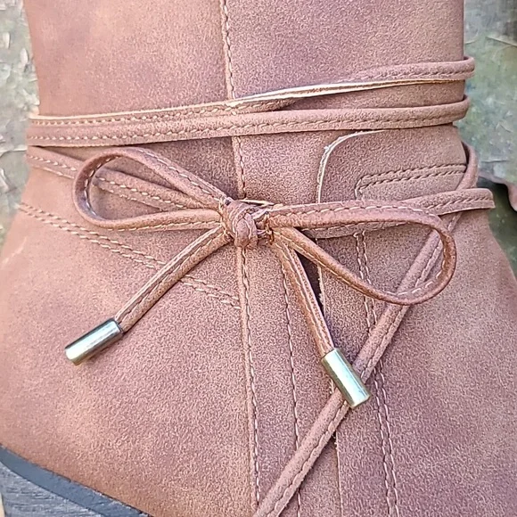 Limelight brown faux leather booties - Picture 2 of 4